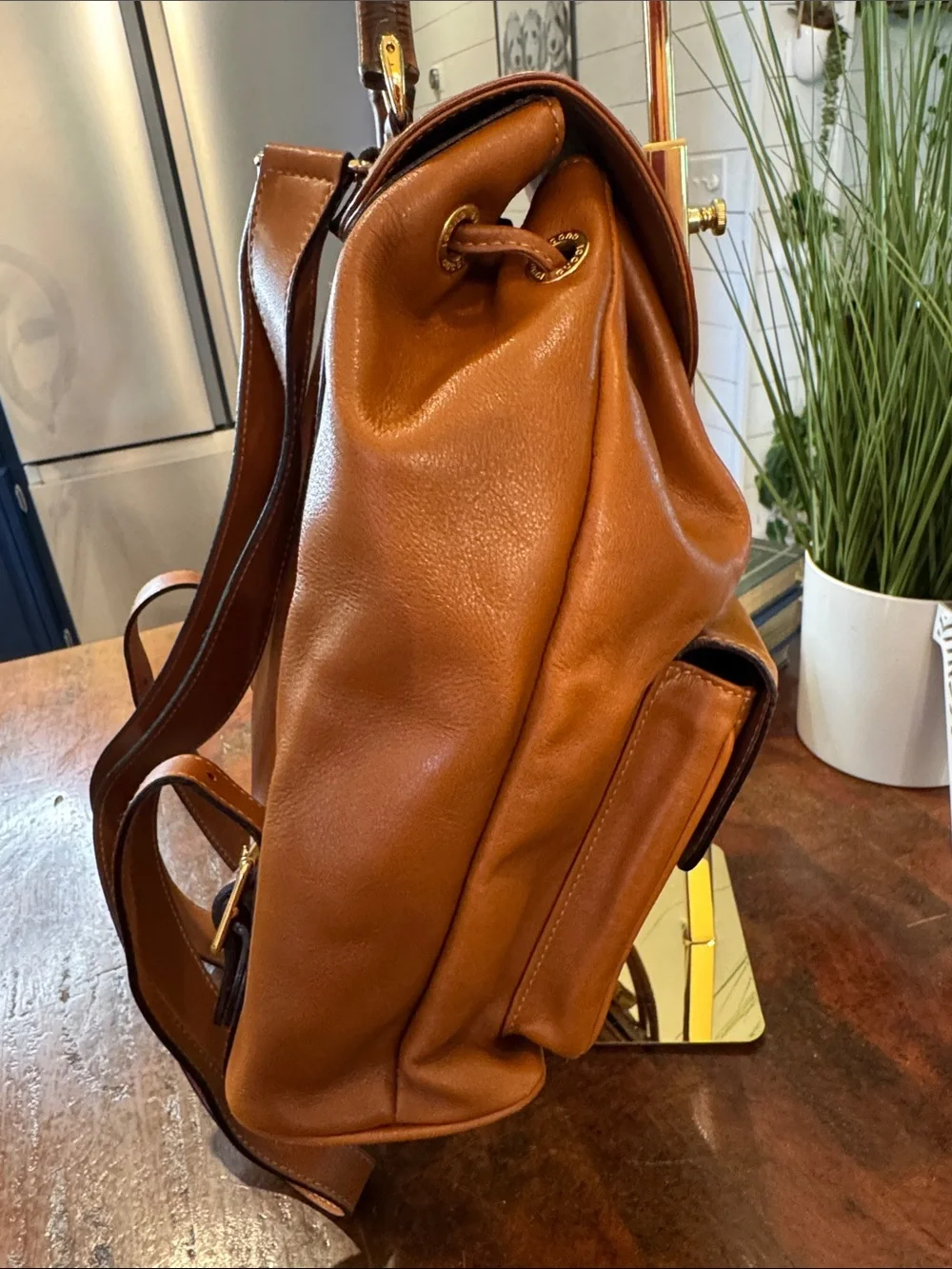 🩵Gucci Vintage (1990s) Tan Leather Bamboo-Handle Backpack - Authentic